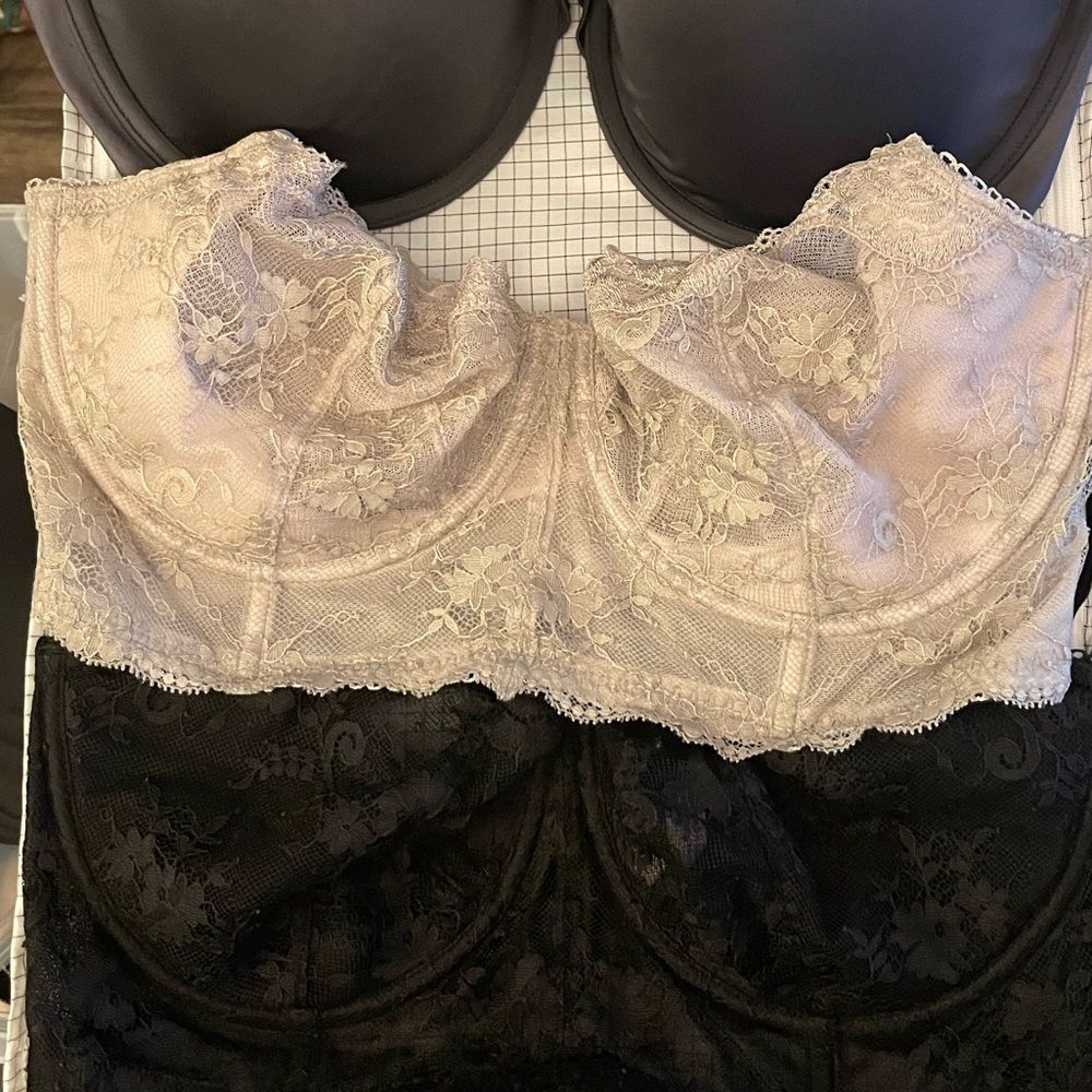 Victoria’s Secret Very sexy / dream angels bra bundle - price firm - 38DD *** - Picture 2 of 16